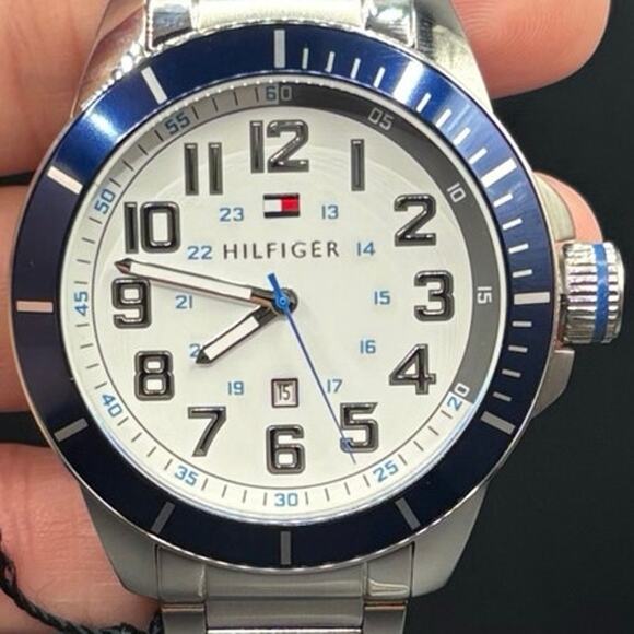 Tommy Hilfiger 1791073 Men’s Stainless Steel Blue Bezel White Dial Quartz NIBWT - Picture 17 of 17